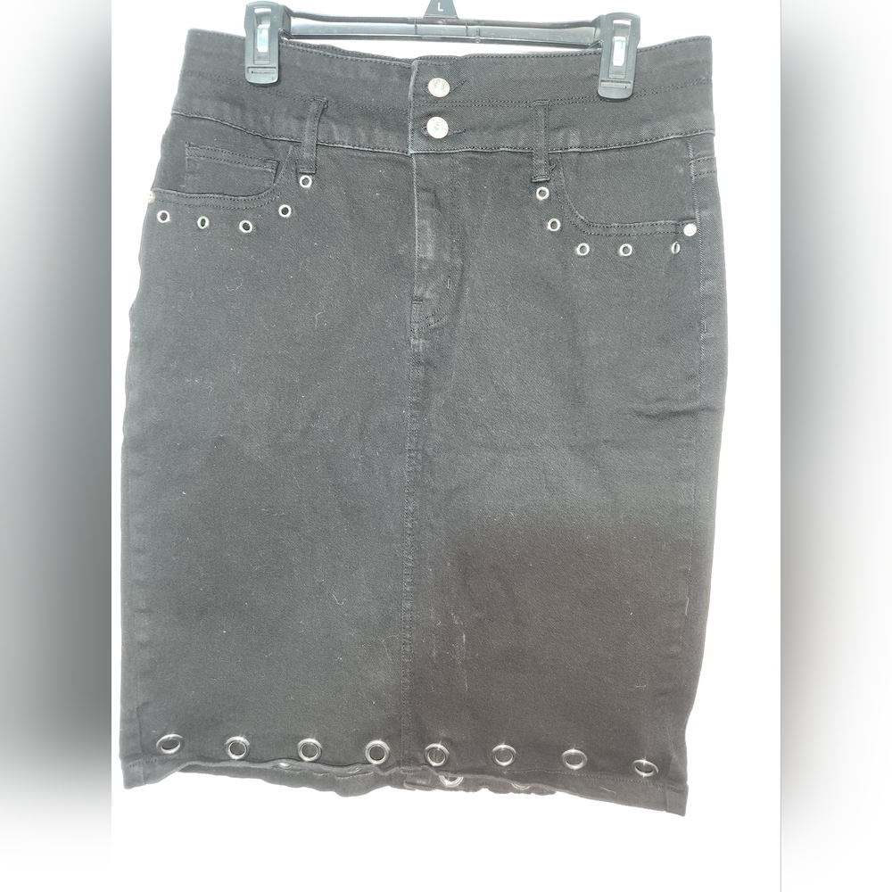 Black denim skirt